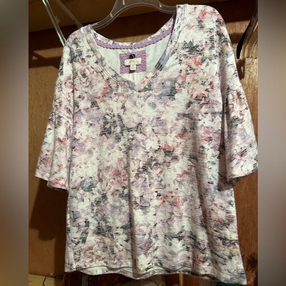 Arpio floral blouse. Size medium